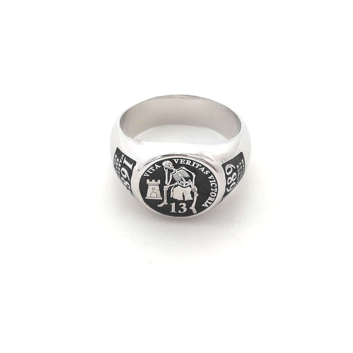 Custom Engraved 17mm Round Top - Initial Ring Custom recensie en prijs