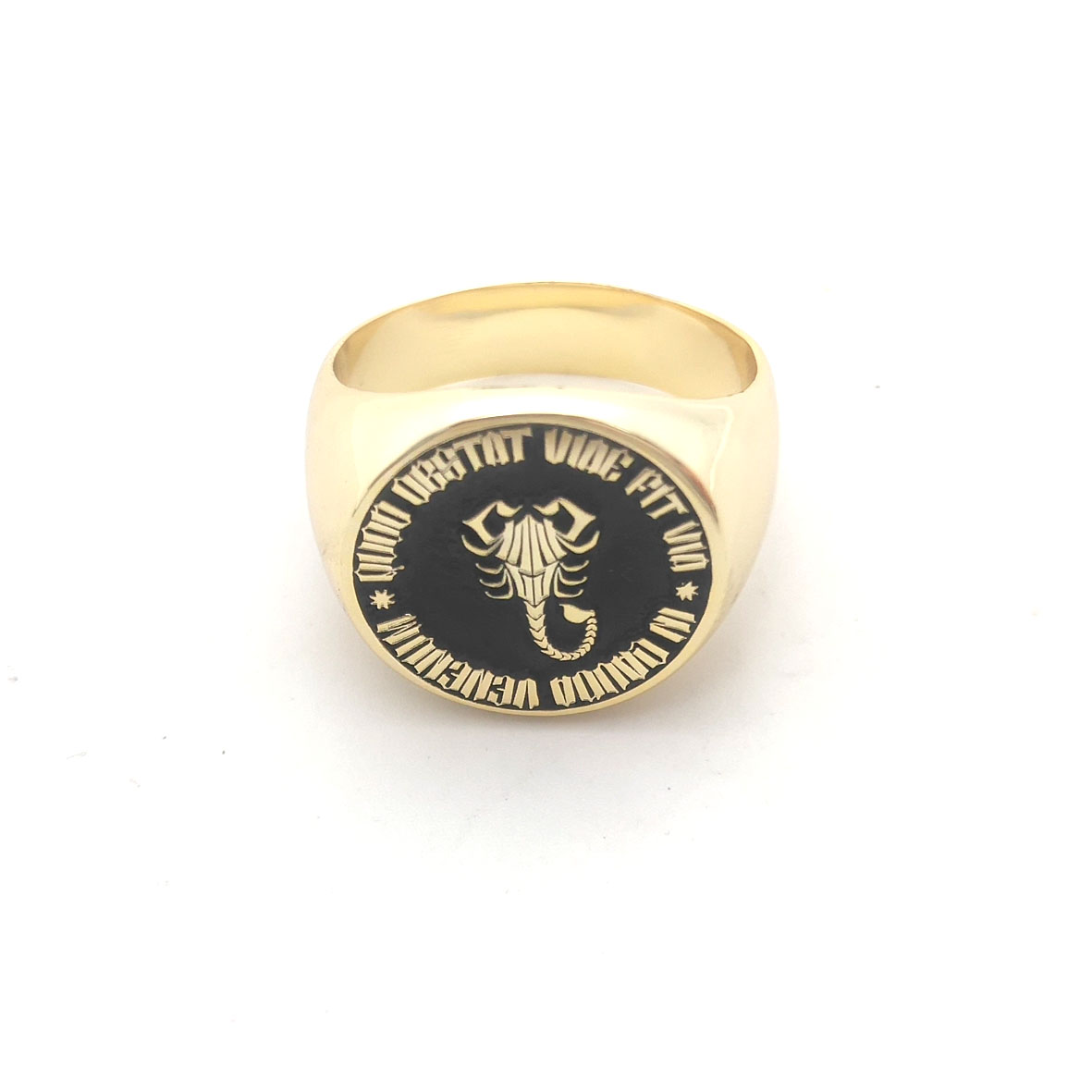 Custom Engraved 17mm Round Top - Initial Ring Custom recensie en prijs