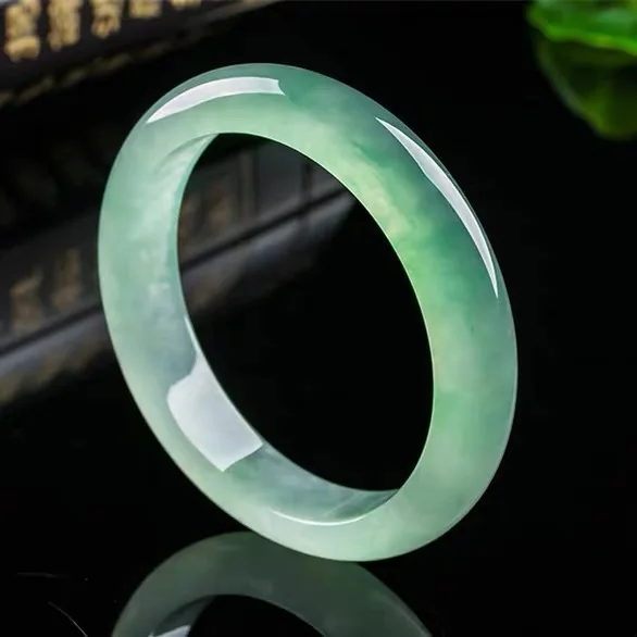 Natural Myanmar jadeite bracel - Coordinates Bracelet recensie en prijs