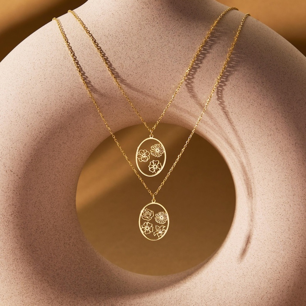 Custom Birth Flower Necklace P - Birth Flower Necklace recensie en prijs